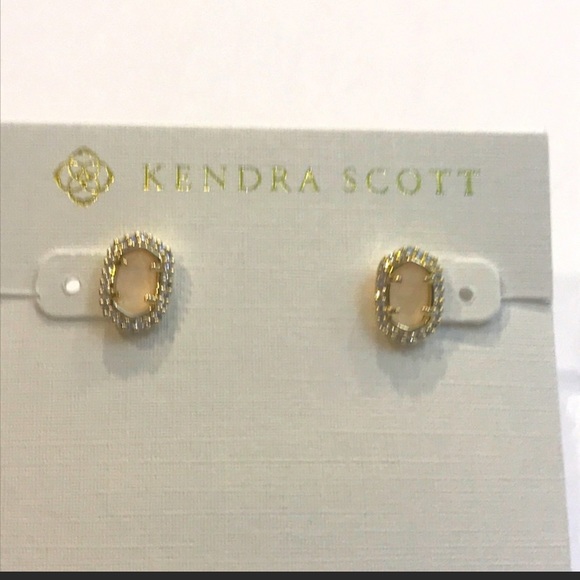 Kendra Scott Jewelry - KENDRA SCOTT Cade Gold and Pink Stud Earrings
